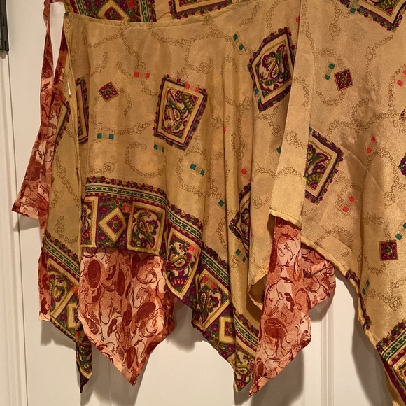 Vintage Silk layered Handkerchief flowy mini Reversible Wraparound Skirt - Picture 7 of 16